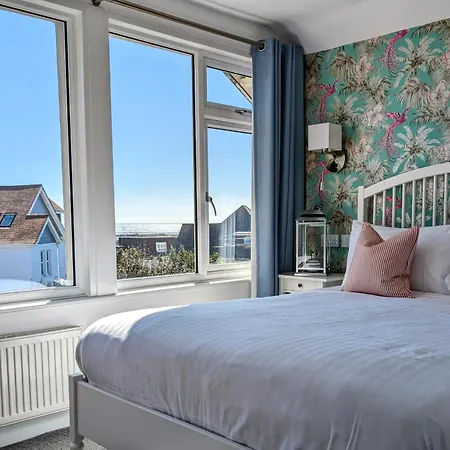 The Westcott By The Sea - Just For Adults 4* Falmouth