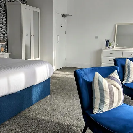 The Westcott By The Sea - Just For Adults בית הארחה פאלמות'