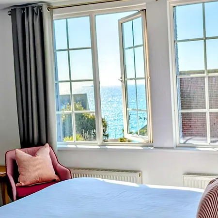 The Westcott By The Sea - Just For Adults 4* Falmouth